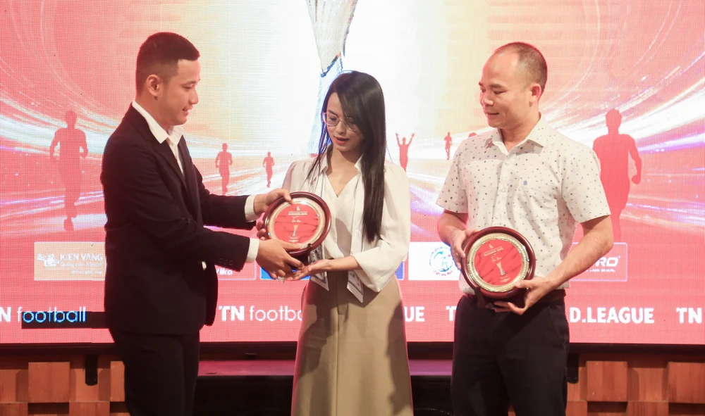 giải bóng đá 7 người vô địch Đắk Lắk 2025