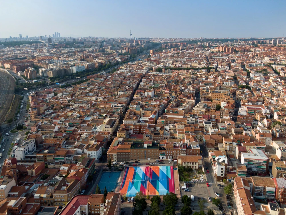 la-liga-trao-hoc-bong-cho-tai-nang-tre-bong-da-viet-nam- (4).jpg