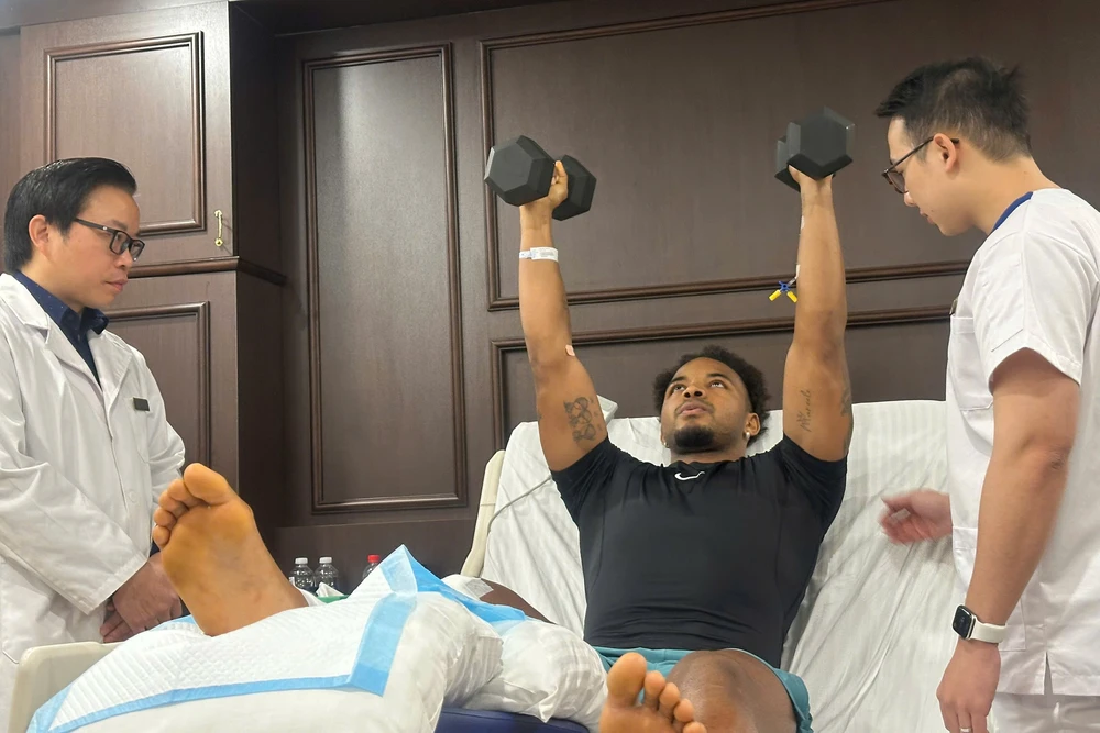 su-tro-lai-dang-kinh-ngac-cua-nguyen-xuan-son (2).png