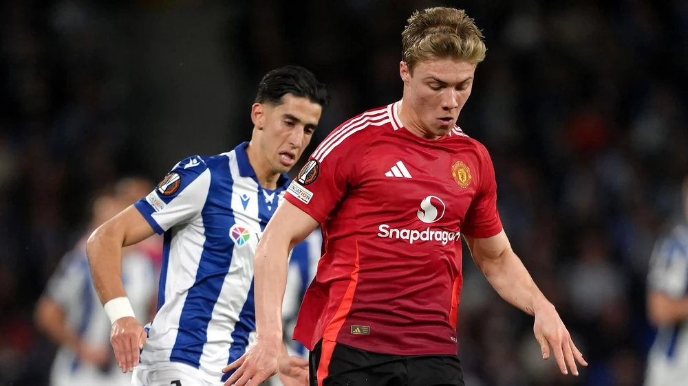 clb-manchester-united-con-nuoc-con-tat (3).png