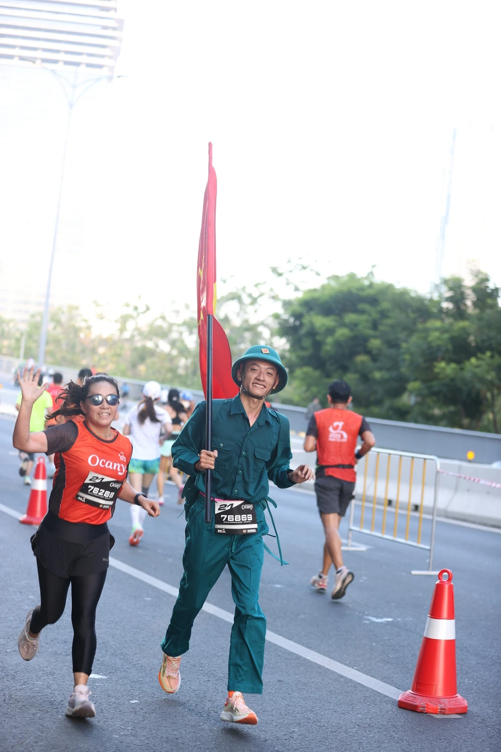 nu-hon-chien-thang-o-run-to-live (12).jpg