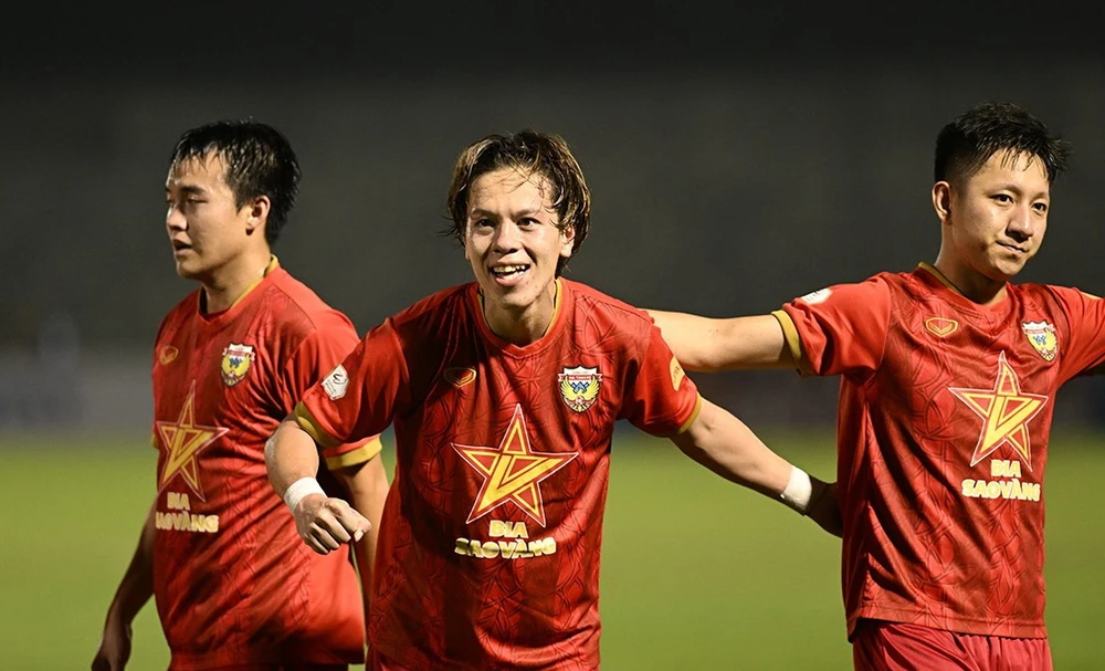 tuyen-thu-viet-kieu-mo-gianh-vang-sea-games-33 (1).jpg