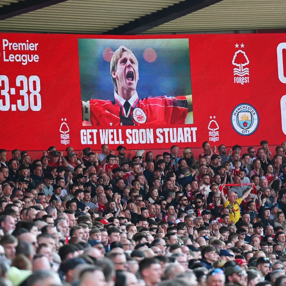 huyen-thoai-bong-da-anh-ke-lai-hanh-trinh-tro-ve-tu-coi-chet (2).png