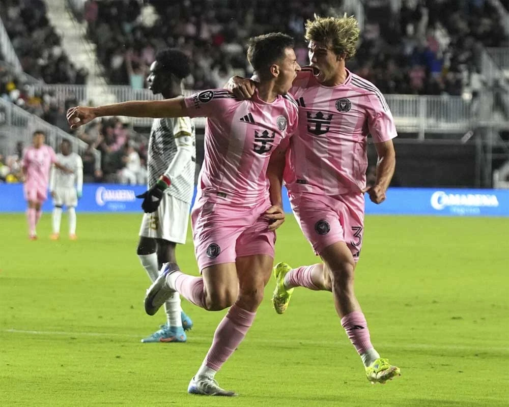 la-lung-messi-ghi-ban-doi-thua-mung-ro (4).jpg