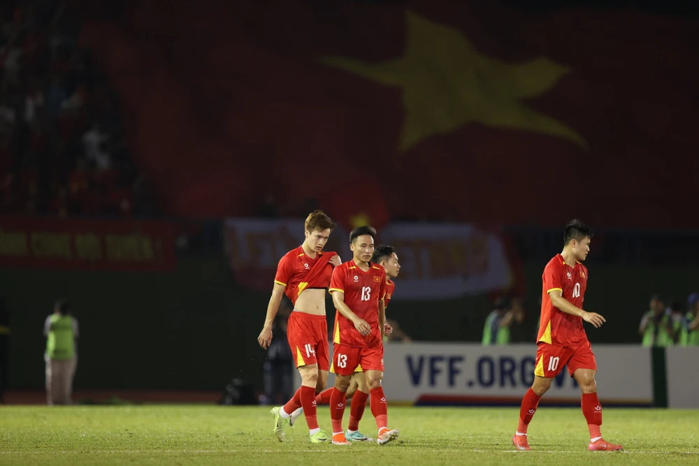 hlv-kim-sang-sik-khong-giau-su-that-o-tuyen-viet-nam (1).jpg