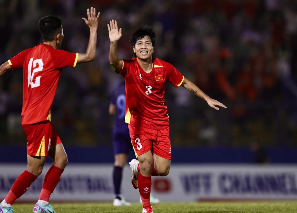 hlv-kim-sang-sik-khong-giau-su-that-o-tuyen-viet-nam (5).jpg