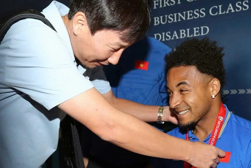 sau-nguyen-xuan-son-ong-kim-sang-sik-de-y-den-1-ngoai-binh-nhap-tich (1).jpg