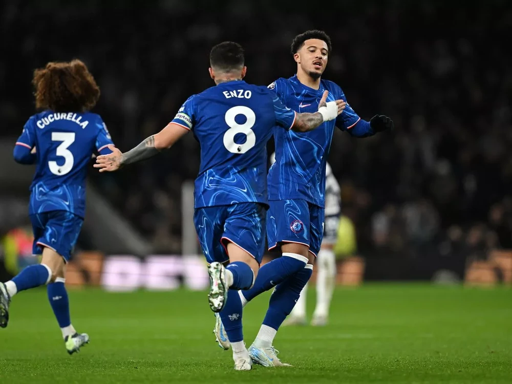 het-cua-ve-mu-tuong-lai-cua-sancho-mit-mo-tai-chelsea (1).png