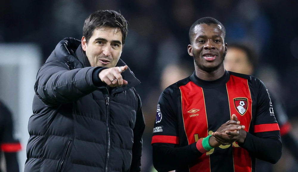 tottenham-tinh-duong-sa-thai-hlv-ange-postecoglou (1).jpg