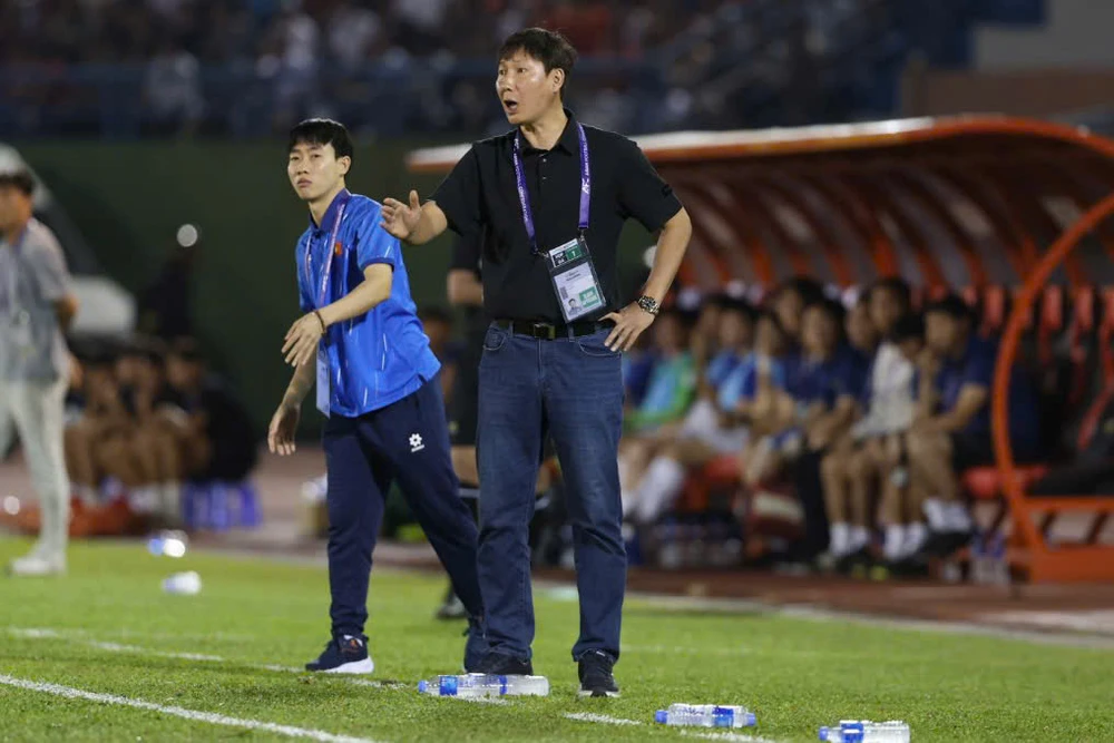 tuyen-viet-nam-o-cua-tren-malaysia (4).jpg