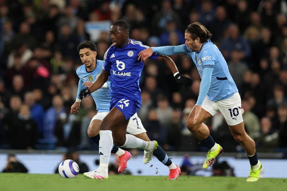 ngoi-sao-grealish-khien-3-dong-doi-o-man-city-gap-nguy-hiem (2).png