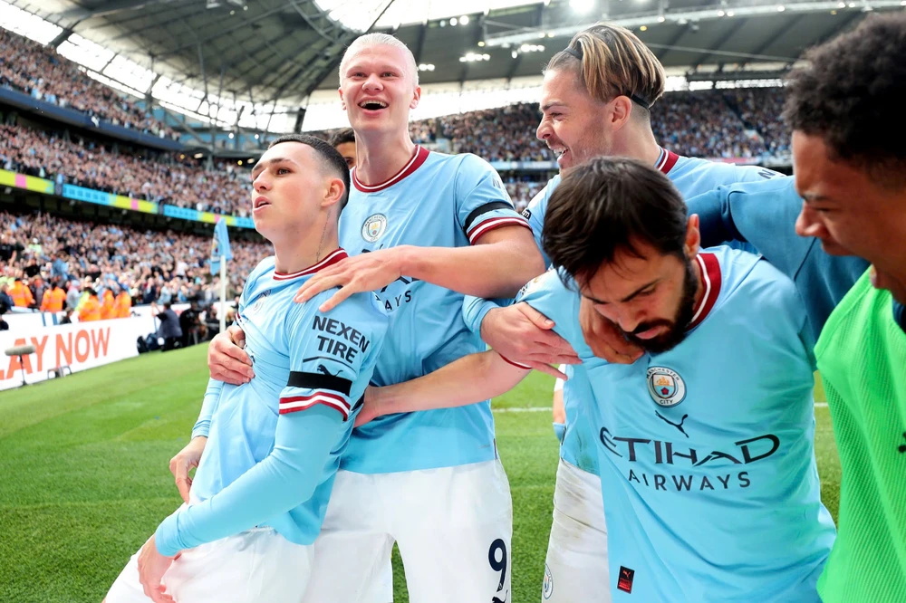 ngoi-sao-grealish-khien-3-dong-doi-o-man-city-gap-nguy-hiem (2).jpg