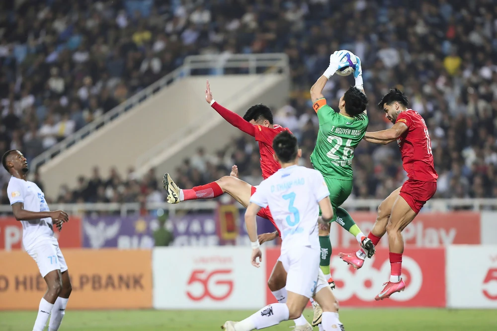 vòng 17 V-League 2024-2025