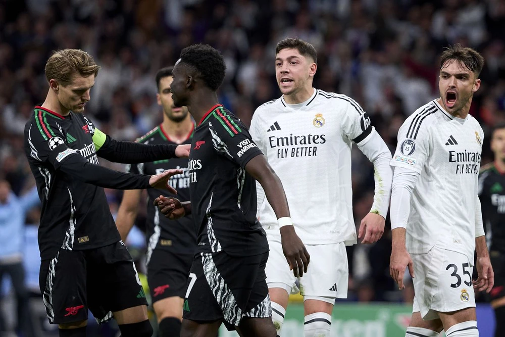 HLV Ancelotti chia tay Real Madrid