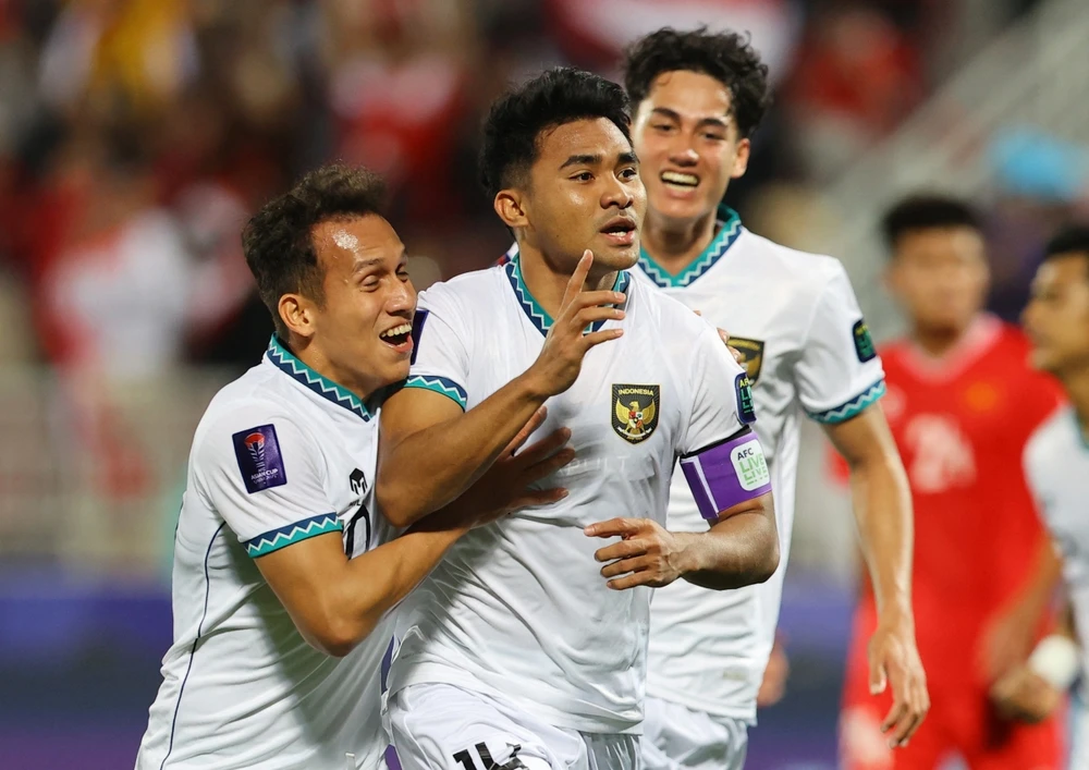 lo-danh-sach-asean-all-star-cua-ong-kim-sang-sik-cham-tran-mu (3).jpg