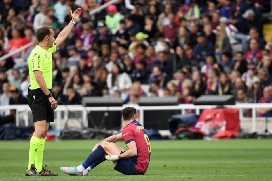 barca-gap-ac-mong-voi-chien-binh-lewandowski (3).jpg