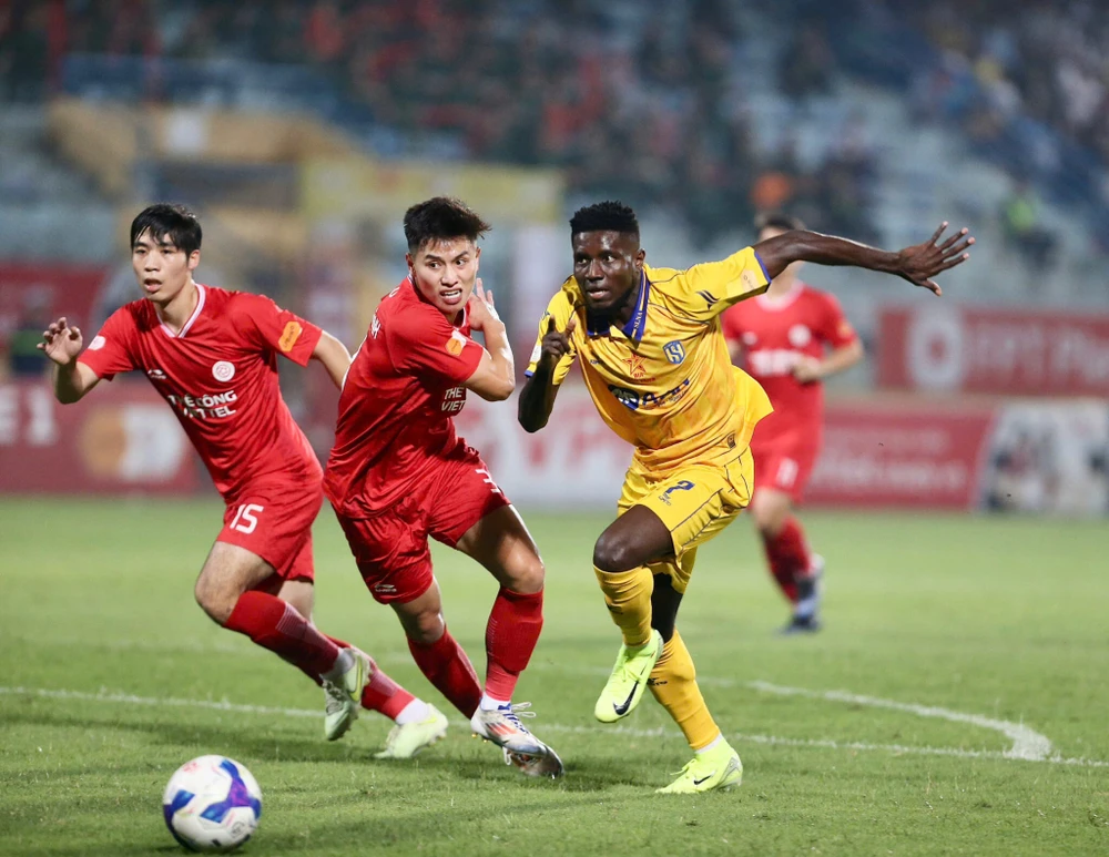 buoc-ngoat-lon-o-vong-20-v-league (1).jpg