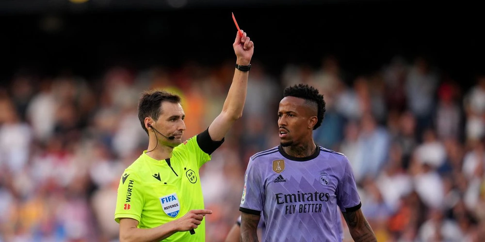 real-madrid-gay-hon-loan-o-chung-ket-cup-nha-vua (4).jpg