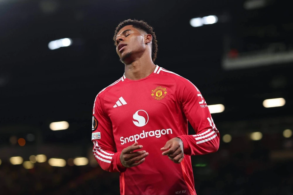 marcus-rashford-da-choi-tran-cuoi-cung-cho-aston-villa (1).jpg