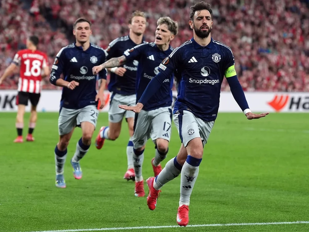 man-united-gay-soc-voi-thanh-tich-bat-bai-o-cup-chau-au (5).jpg