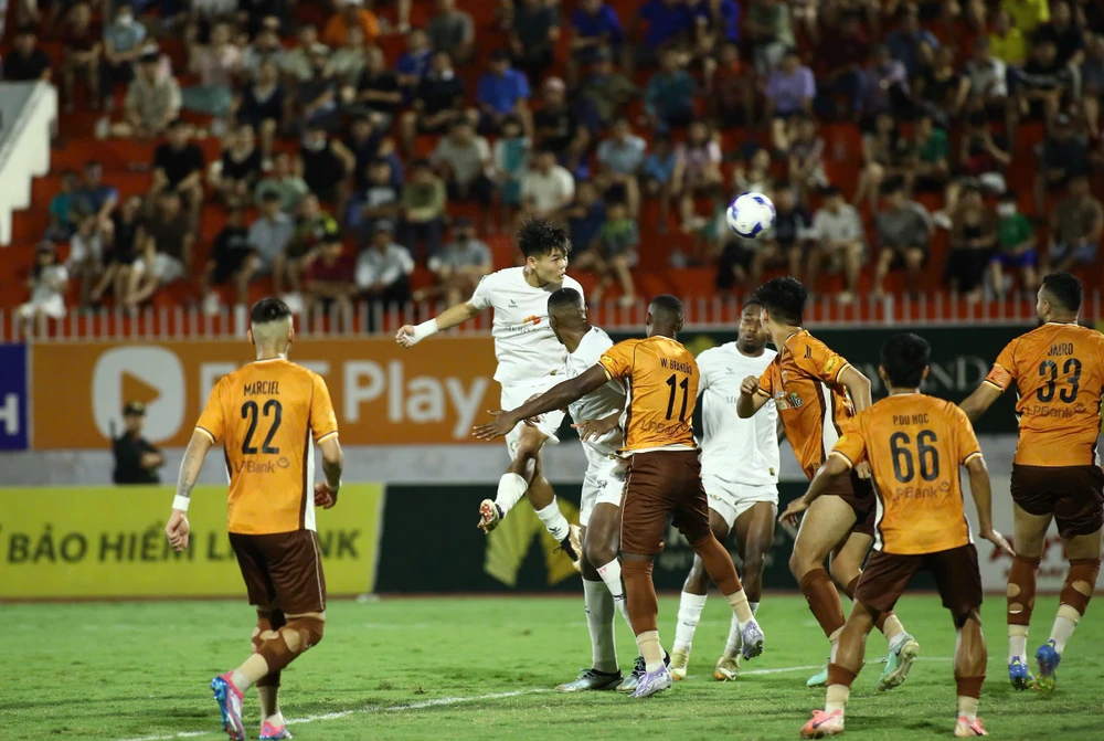 som-lo-dien-nha-vo-dich-v-league-2024-2025 (1).jpg