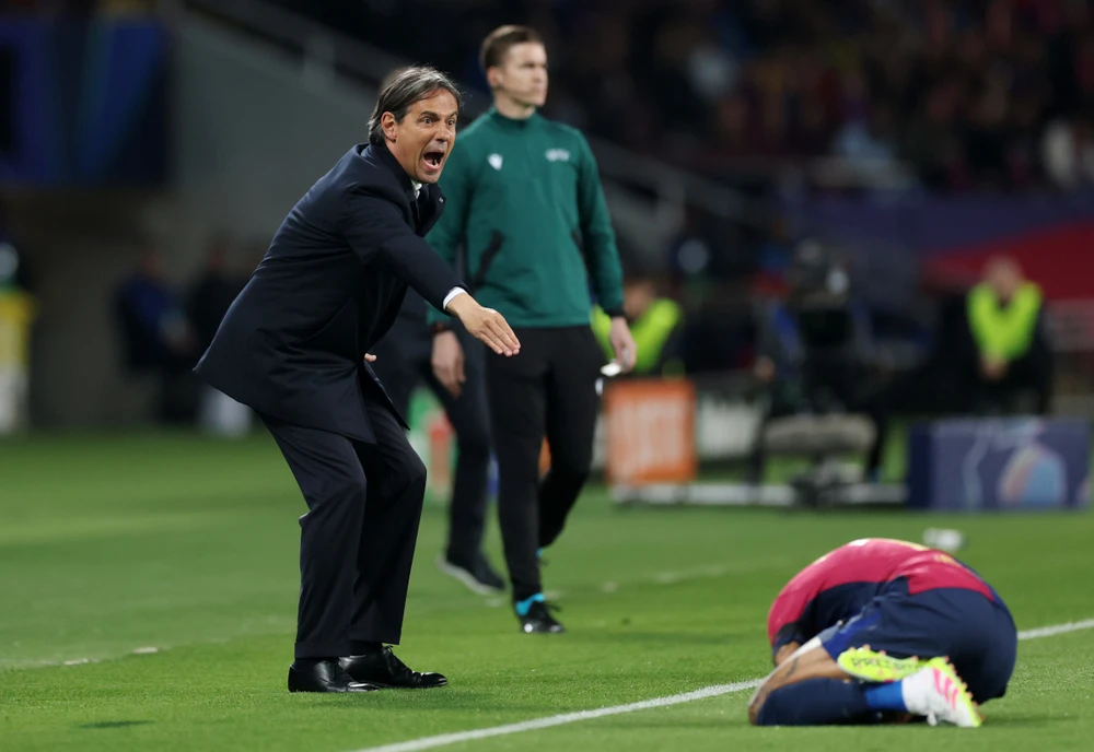 inter-milan-va-noi-am-anh-mang-ten-yamal (4).jpg