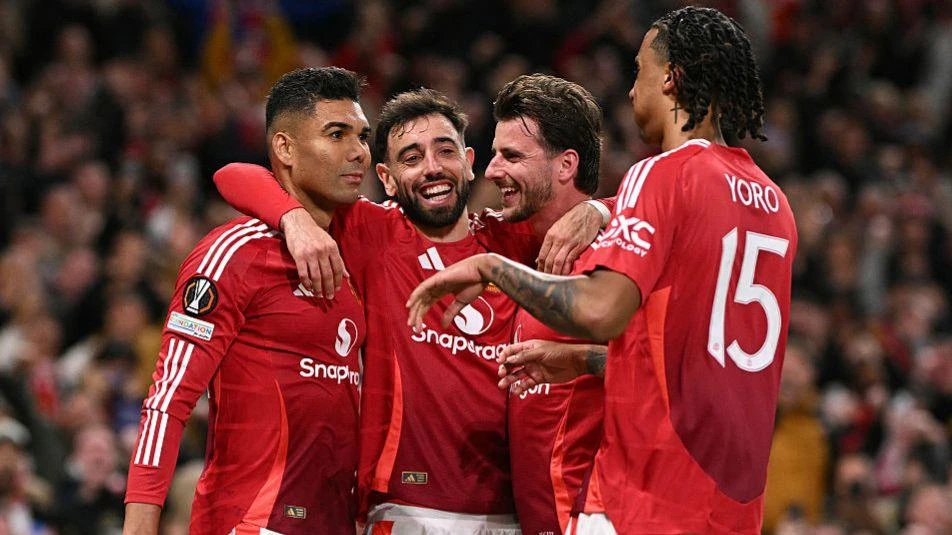 manchester-united-biet-cach-vo-dich-tottenham-thi-khong (2).jpg