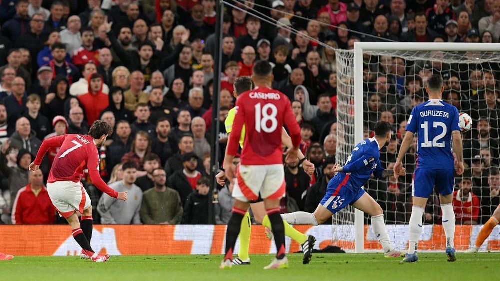 Mason Mount phấn khích