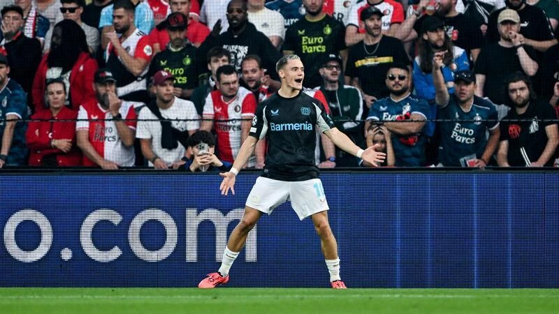 tiền vệ tấn công Florian Wirtz