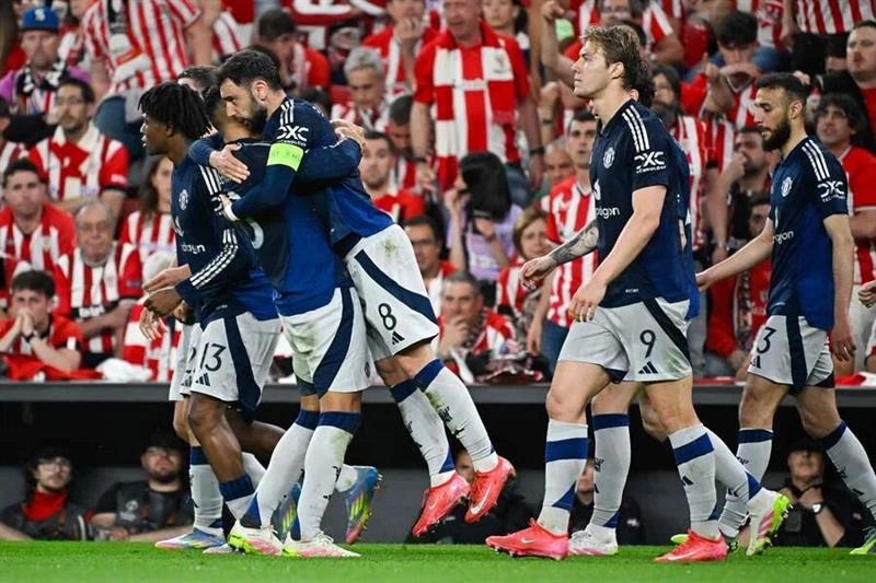 Đội trưởng Bruno Fernandes