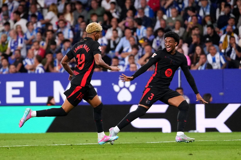 Tài năng trẻ Yamal