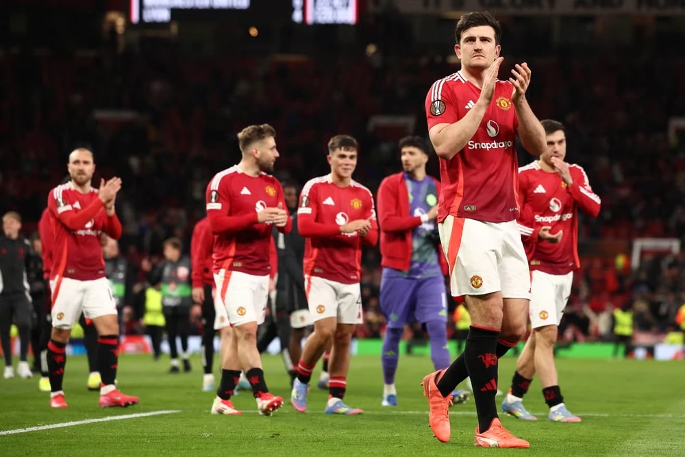 mu-lam-moi-thu-de-dang-quang-uefa-europa-league (5).jpg