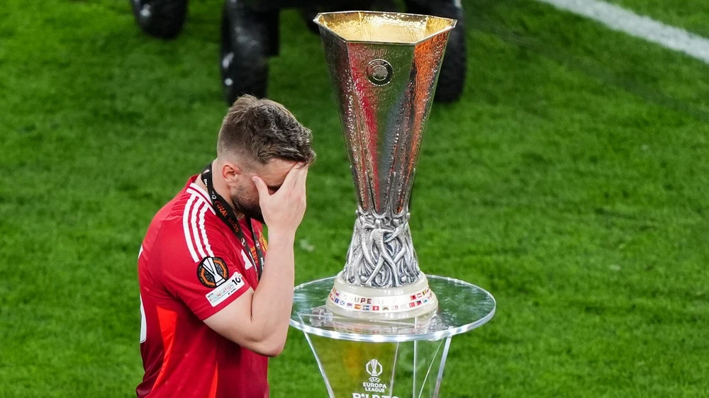 doi-truong-bruno-fernandes-tuyen-bo-san-sang-roi-man-united (1).jpg