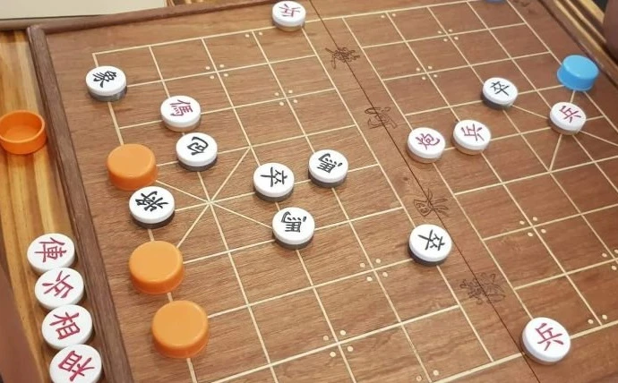 giai-co-tuong-up-voh-tranh-cup-royalchess (2).jpg