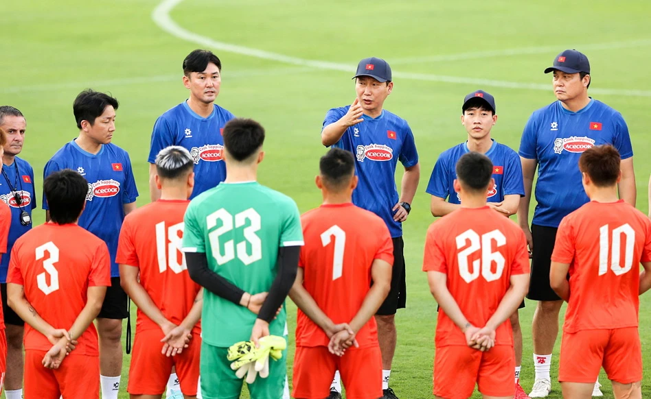 doi-tuyen-viet-nam-uu-tien-on-dinh-han-che-thu-nghiem (2).jpg