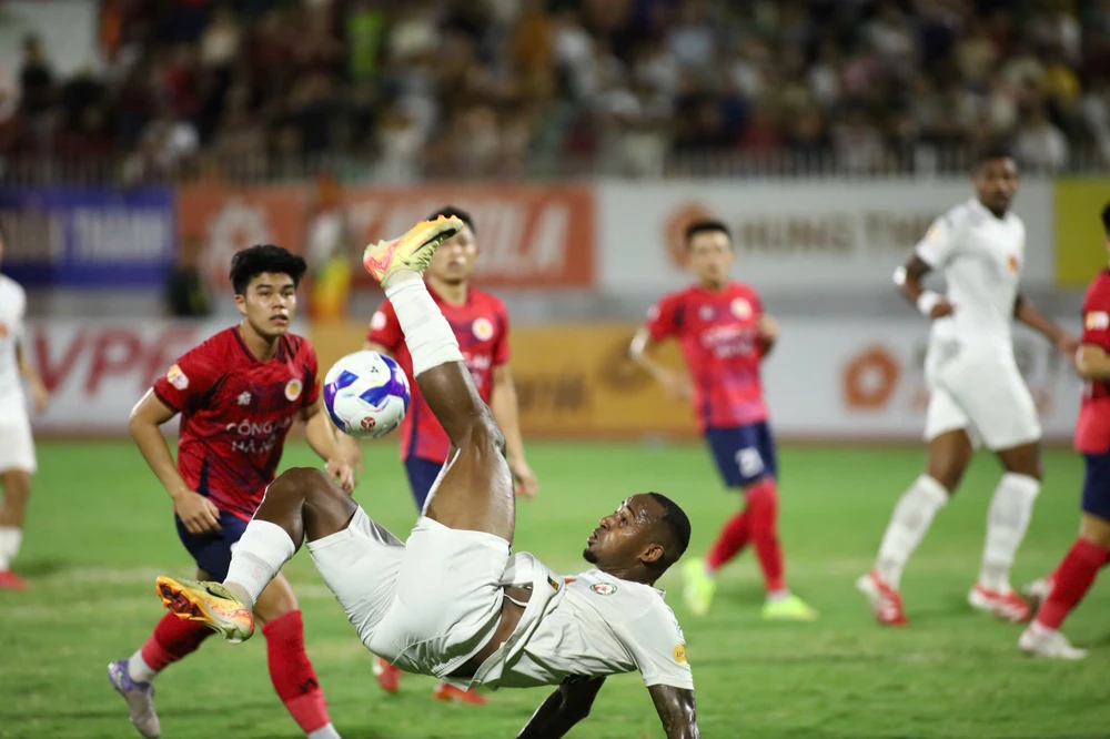 clb-binh-dinh-sau-my-tu-dai-gia-moi-noi-la-cuoc-chien-sinh-ton-o-v-league (2).jpg