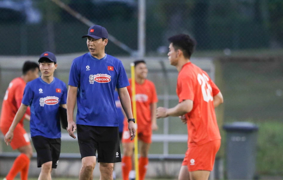 doi-tuyen-viet-nam-va-3-ngay-ren-luyen-cuoi-cung-tren-dat-khach-malaysia (2).jpg