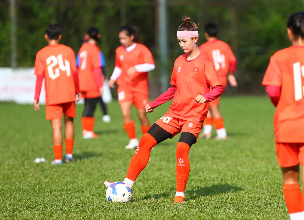 viet-nam-chinh-phuc-dinh-cao-dong-nam-a-va-hon-the-nua (2).jpg