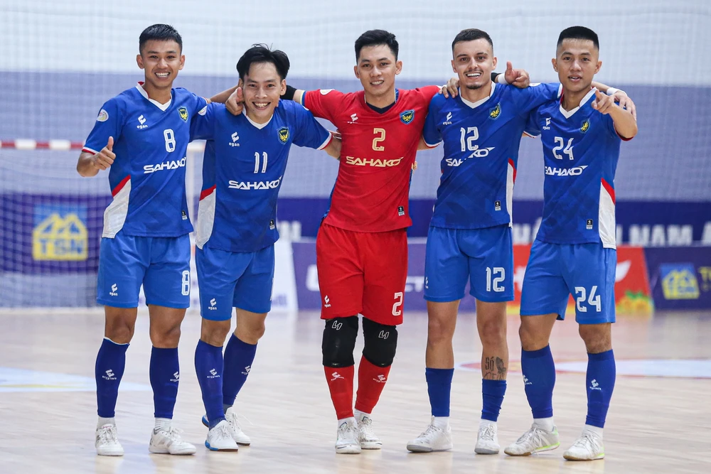 ruot-duoi-nghet-tho-tai-giai-futsal-vo-dich-quoc-gia (5).JPG