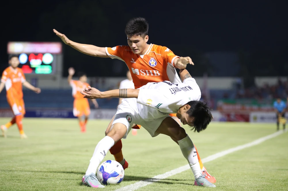 clb-binh-dinh-mong-manh-nhat-trong-nhom-co-nguy-co-xuong-hang (2).jpg