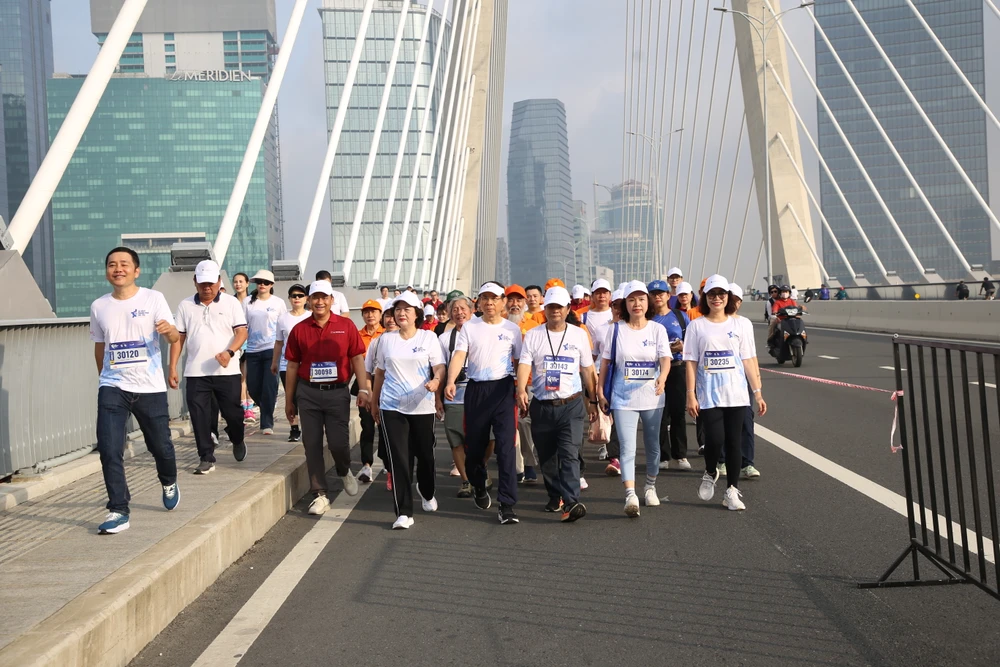 gan-6-000-vdv-dong-hanh-voi-su-kien-100-nam-ngay-bao-chi-cach-mang-viet-nam (4).JPG