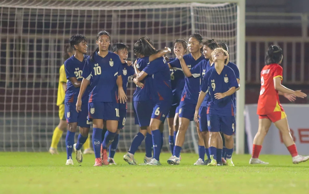 chu-nha-viet-nam-tu-thua-thai-lan-lai-vo-dich-dong-nam-a (4).jpg