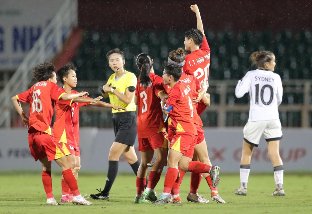 nghet-tho-chung-ket-viet-nam-thai-lan-tren-dinh-cao-dong-nam-a (3).jpg