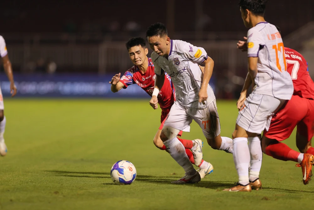 ha-man-v-league-mua-giai-2024-2025-va-cai-ket-cua-binh-dinh (5).jpg