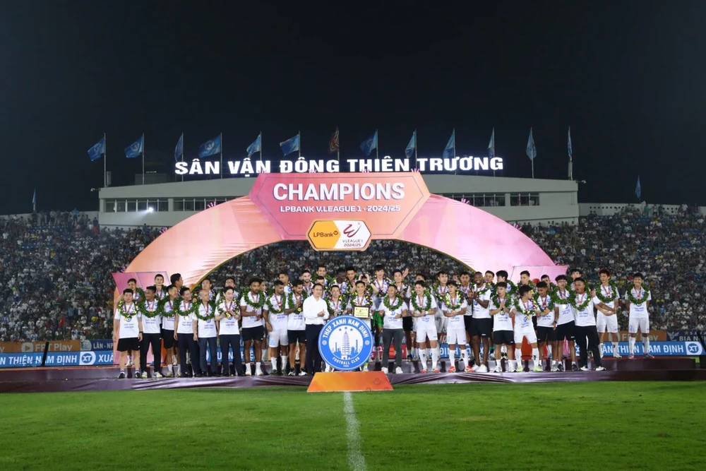 mùa giải V-League 2024-2025