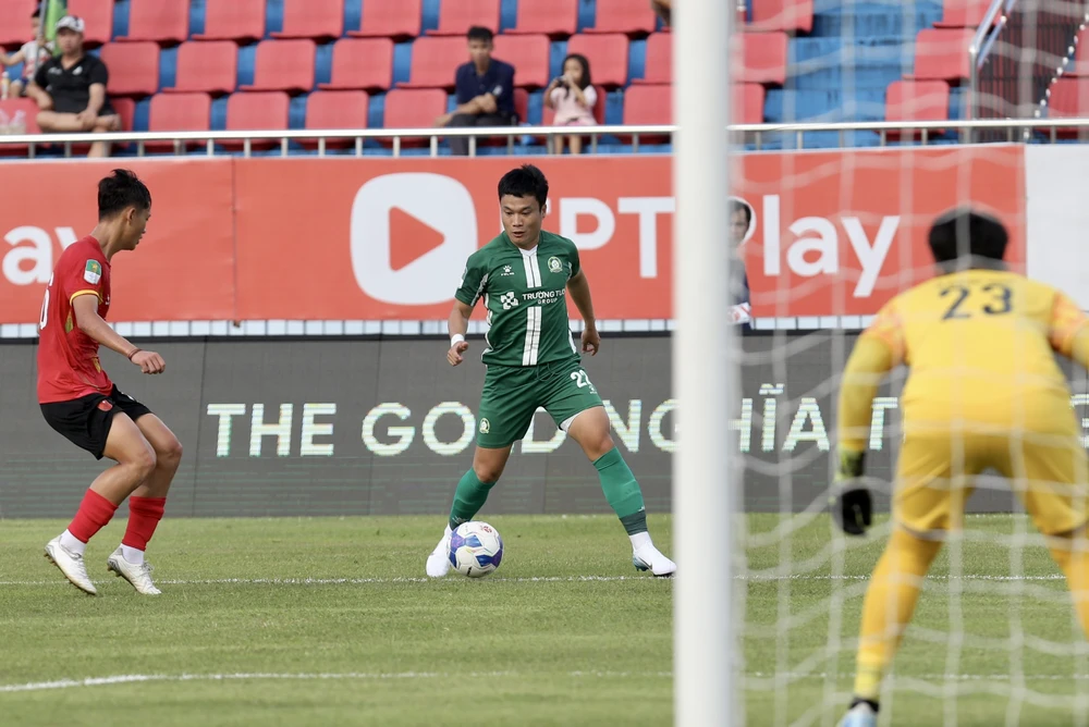 cang-thang-tran-play-off-cuu-van-ca-mua-giai (1).jpg