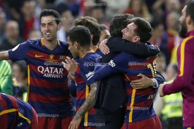 messi-cung-dong-doi-clb-inter-miami-va-cuoc-doi-dau-ky-la-voi-psg (4).jpg