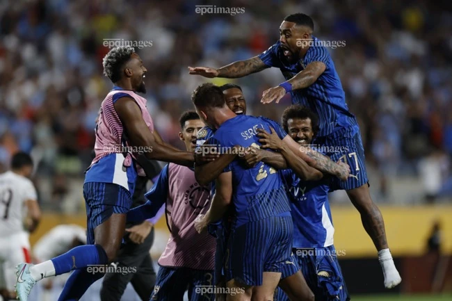 al-hilal-gay-soc-khi-danh-bai-clb-manchester-city (3).jpg