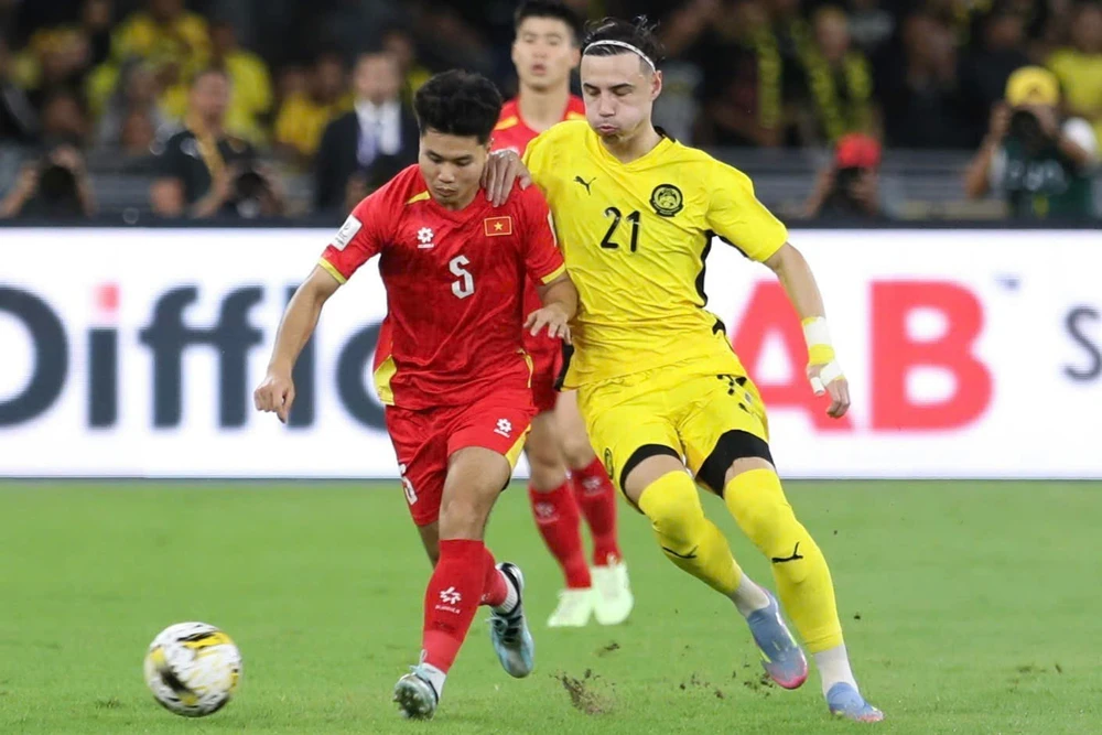 sau-tran-thang-viet-nam-bong-da-malaysia-tiep-tuc-nhap-tich-cau-thu (3).jpg