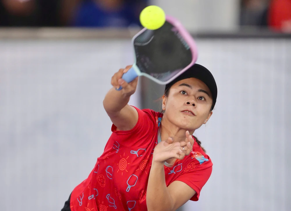 hoa-hau-a-hau-va-nhung-bong-hong-tren-san-dau-pickleball-tranh-giai-hon-1-ti-dong (1).jpg
